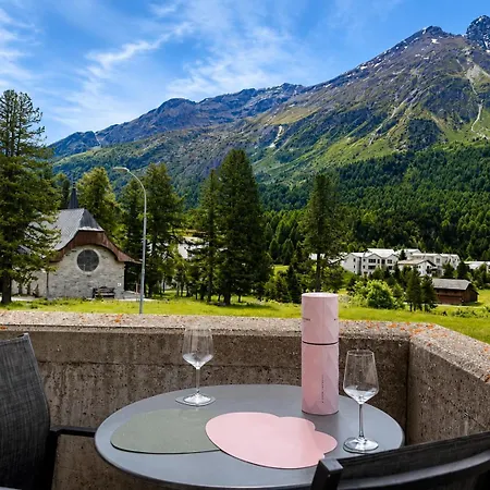 Apartment Bijou Alpina Near St Moritz & Sils Maloja