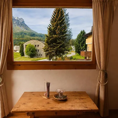 Bijou Alpina Near St Moritz & Sils Apartment Maloja